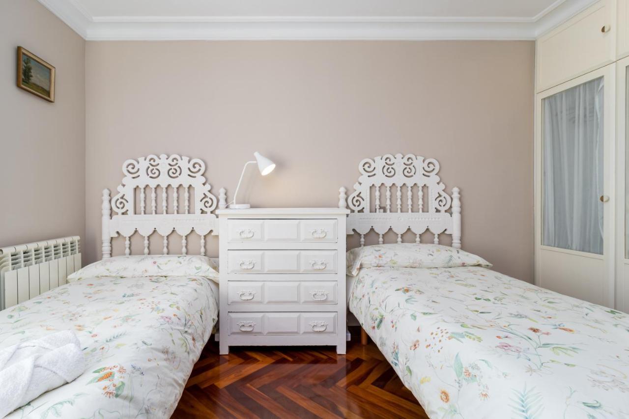 Apartamento Luminoso Cerca Playa Sardinero Con Parking Privado 산탄데르 외부 사진